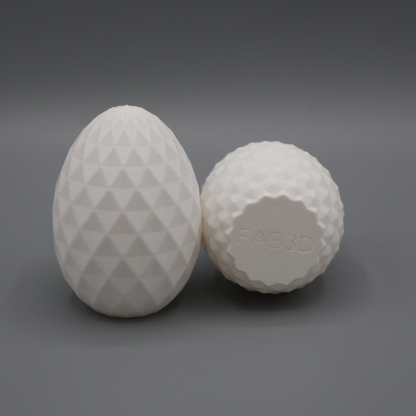 „GeoEgg Collection“ – Modernes 3D Ostereier-Set (5er Set)